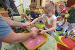 5073